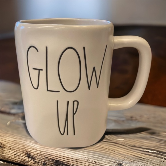 ☕️FIRM PRICE NWT Rae Dunn Glow Up Mug☕️ - Picture 1 of 4
